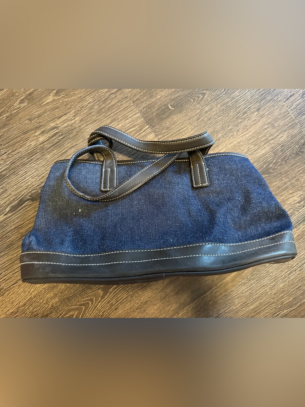 Vintage Nine West dark blue denim baguette bag Dark brown leather straps & botto